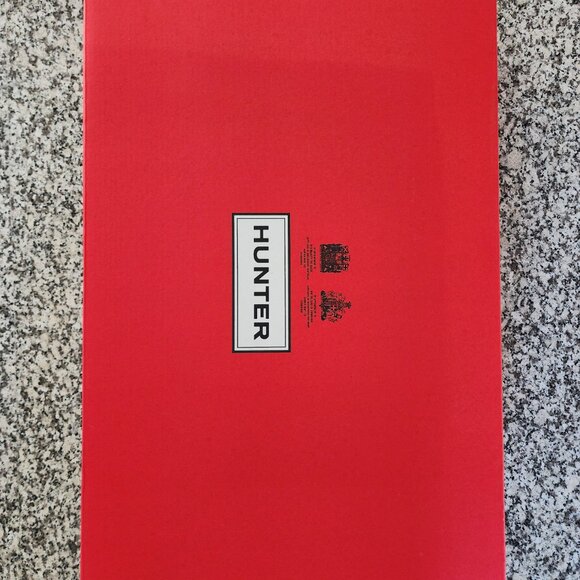 Hunter Women's Original Tall Rain Boots – Sustainable Style 🌧️🌱 - Picture 2 of 14